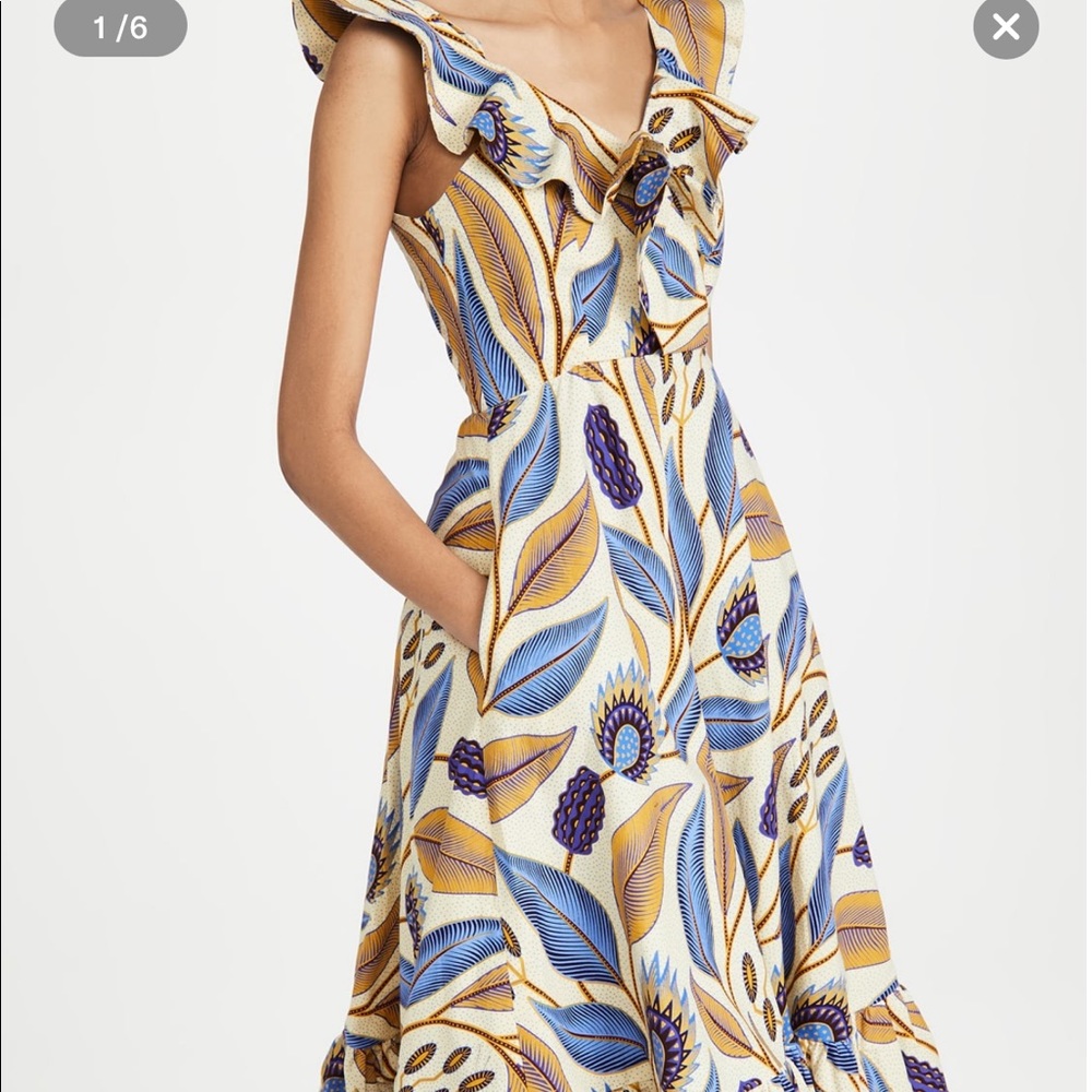SIKA v-neck dress in Ivory Leaf print NWT